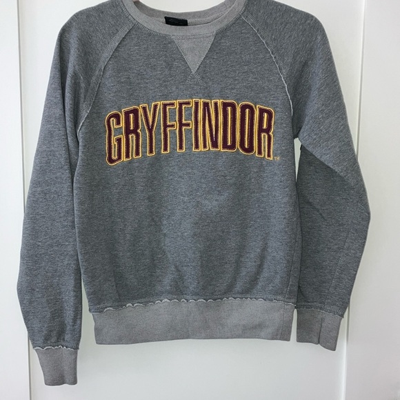 Griffindor Harry Potter sweatshirt charcoal Heather Gray Cardigan - Picture 13 of 16